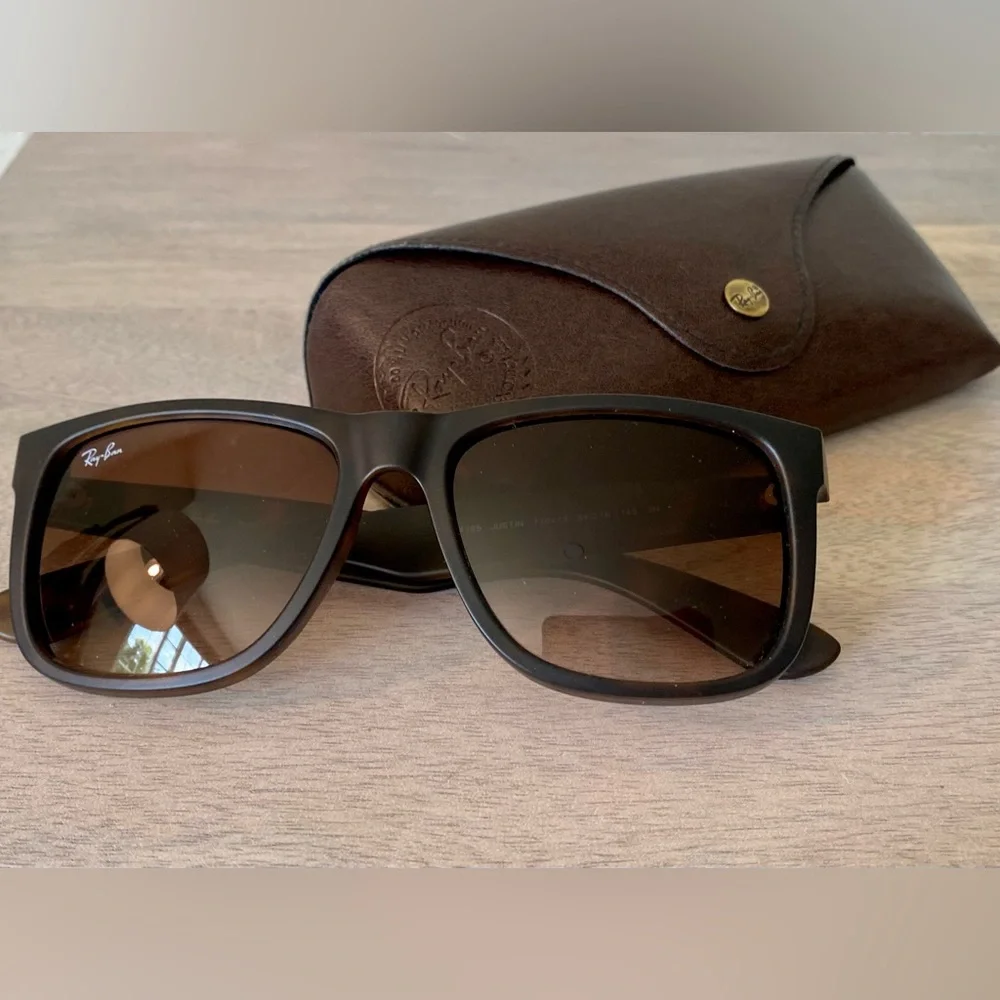 Ray Ban Justin Classic sunglasses